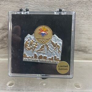 New 2002 Salt Lake Winter Olympics Pin Alpine Skiing NOS Limted Edition Y2K